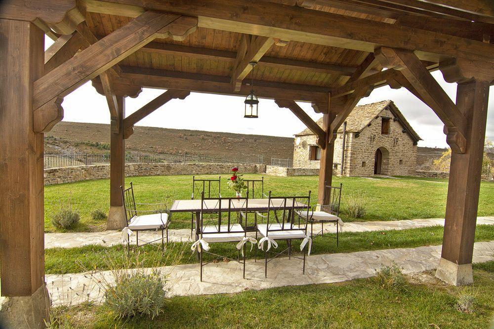 Rusticae Las Casas De Satue Sabiñánigo Eksteriør bilde
